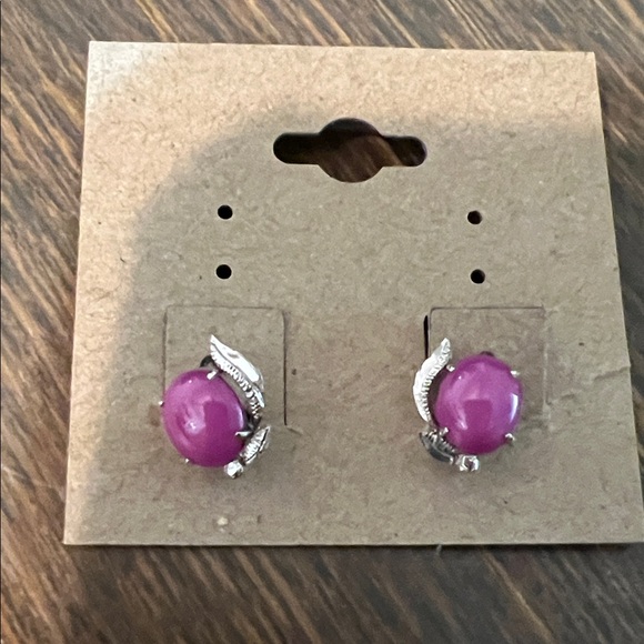 Elegant Silver and Pink Earrings - Picture 1 of 7
